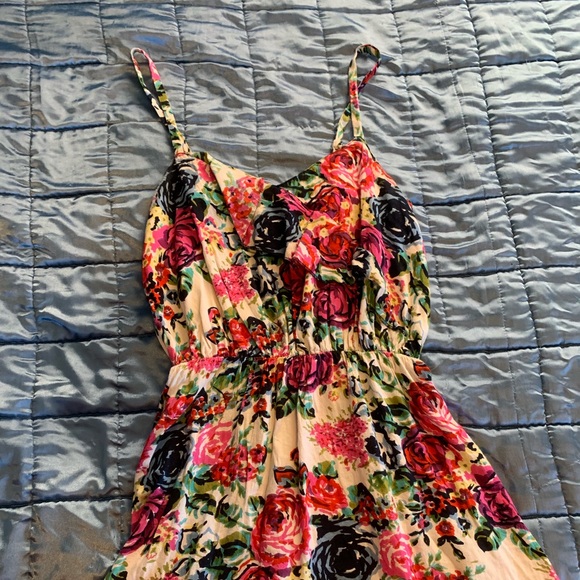 Floral dress - Picture 2 of 2